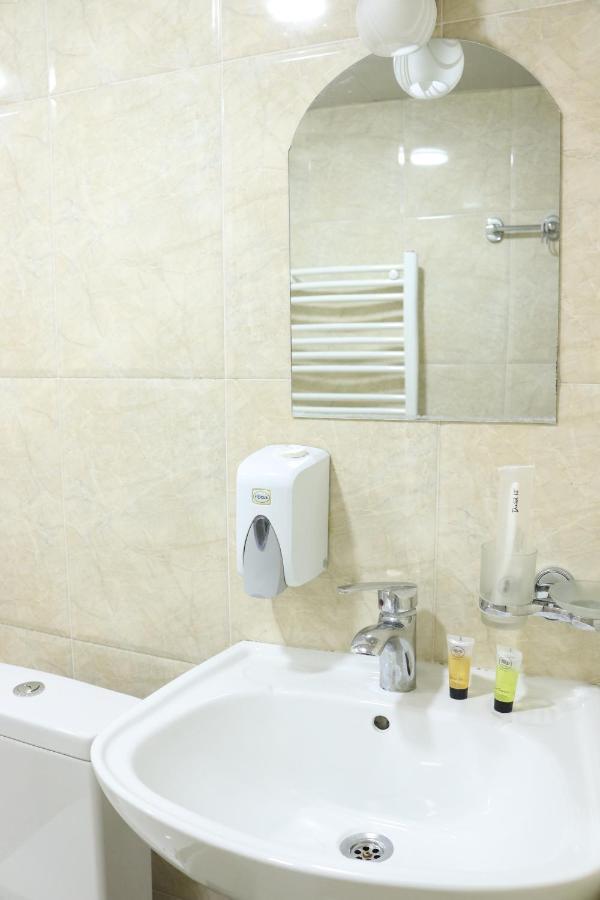 Aivani 8 Tbilisi Exterior foto